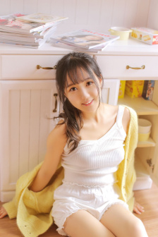美丽小蜜桃